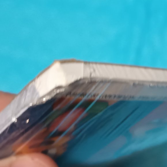 New - SandyLion's Mickey & Friends Portraits Pkg. of Scrapbook 12 X 12" Paper - Picture 5 of 6